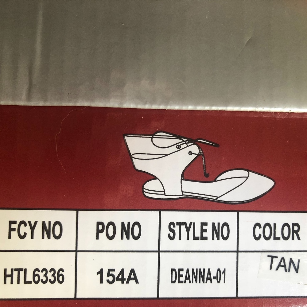 Breckelles Pointy Toe Lace Up Gladiator Flat Mule - Picture 4 of 4